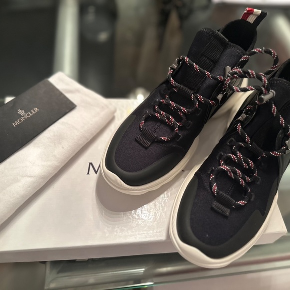 moncler women's thelma sarpa sneaker shoes size 39, black with white bottom - Picture 2 of 8